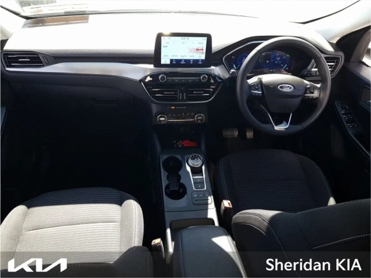 Ford Kuga 2.5 Duratec 225PS Phev Titanium Auto - Image 4