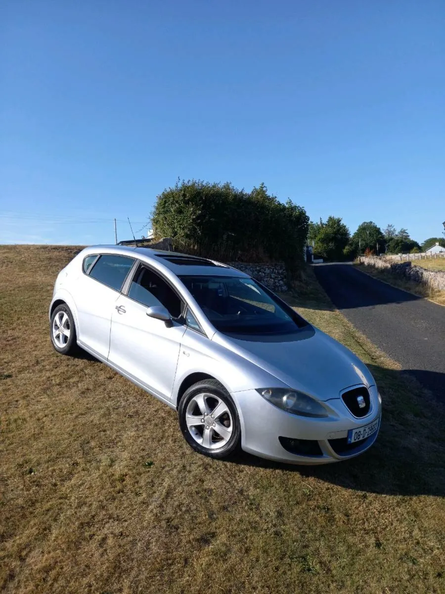 Immaculate seat Leon 1.4 sport, tax and test - Image 3