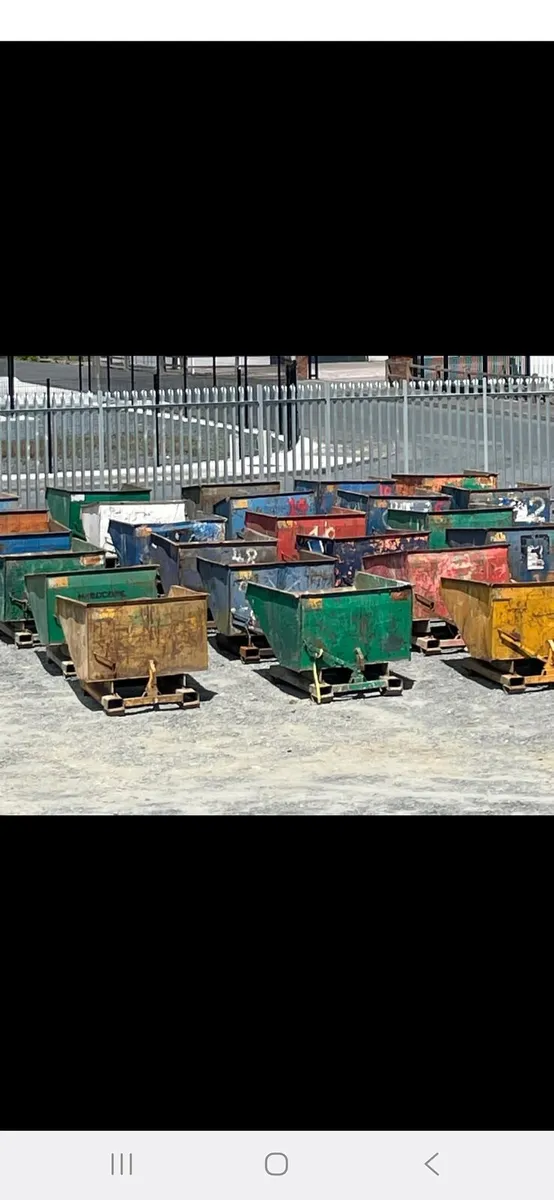 Tipping skips - Image 1