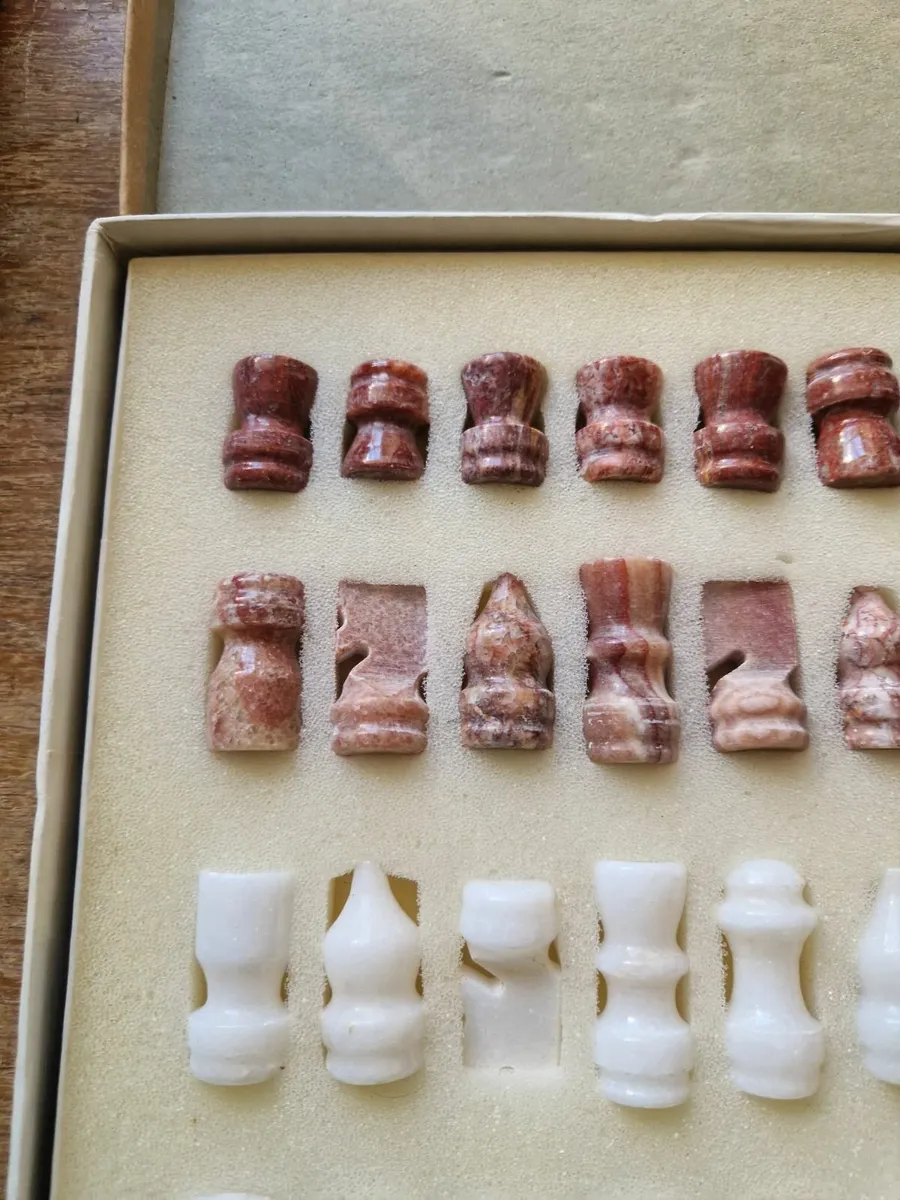 Marble Chess Set - Image 3