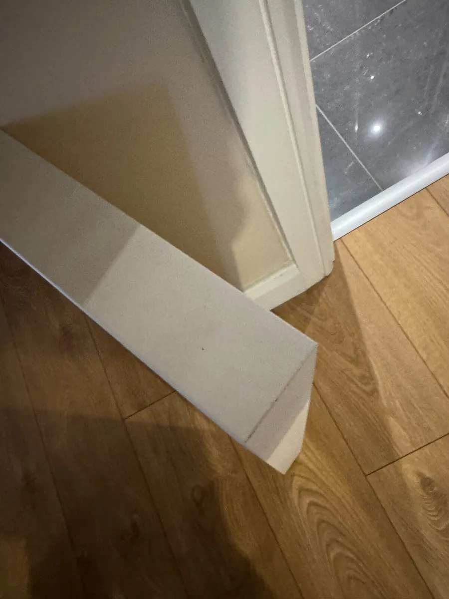 Square white ikea mirror nissedal 65x65 - Image 3