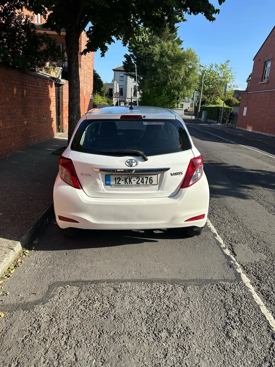 Toyota Yaris 1.4 diesel 2012 with fresh NCT - Image 4