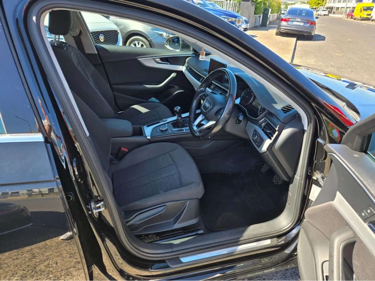 Audi A4 2.0 Tfsi 190PS SE S/S SAL Saloon 4dr// St - Image 2