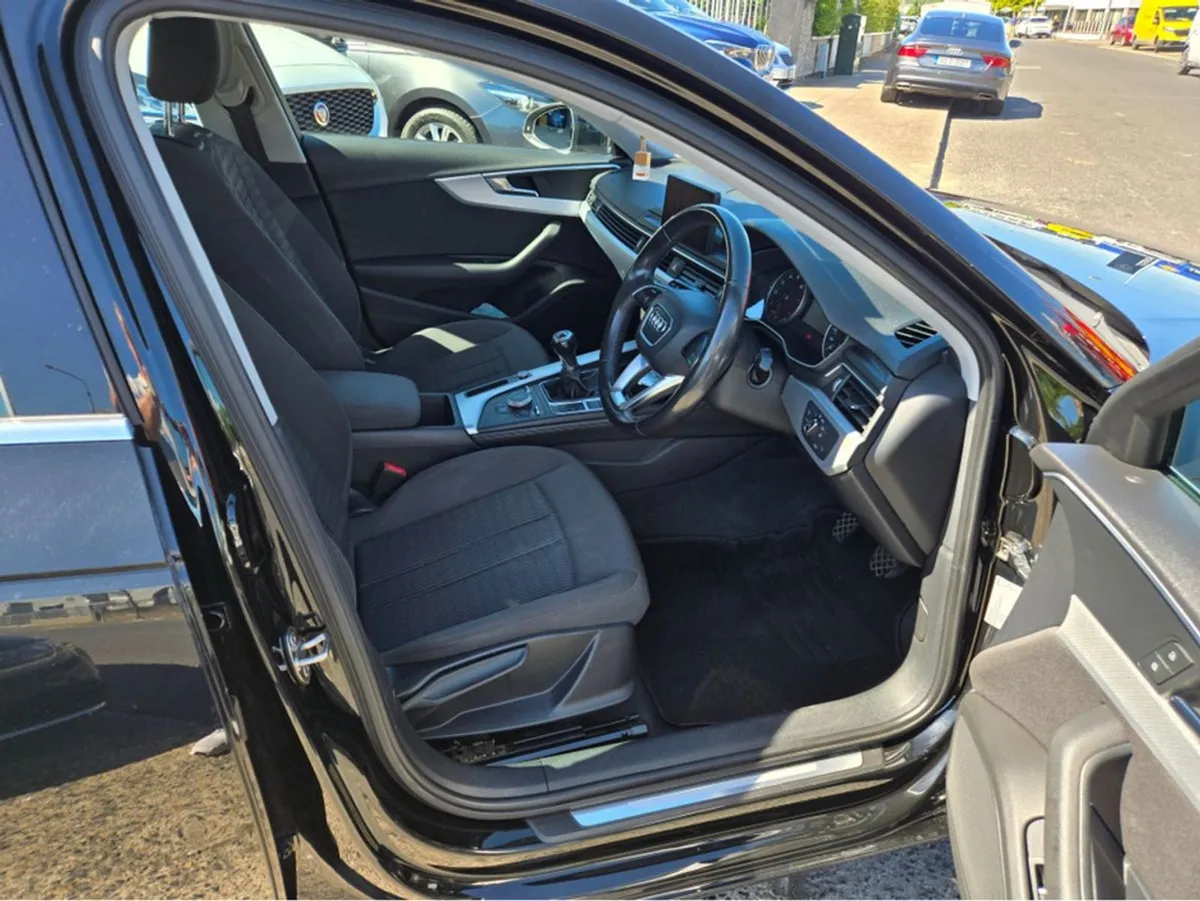 Audi A4 2.0 Tfsi 190PS SE S/S SAL Saloon 4dr// St - Image 3