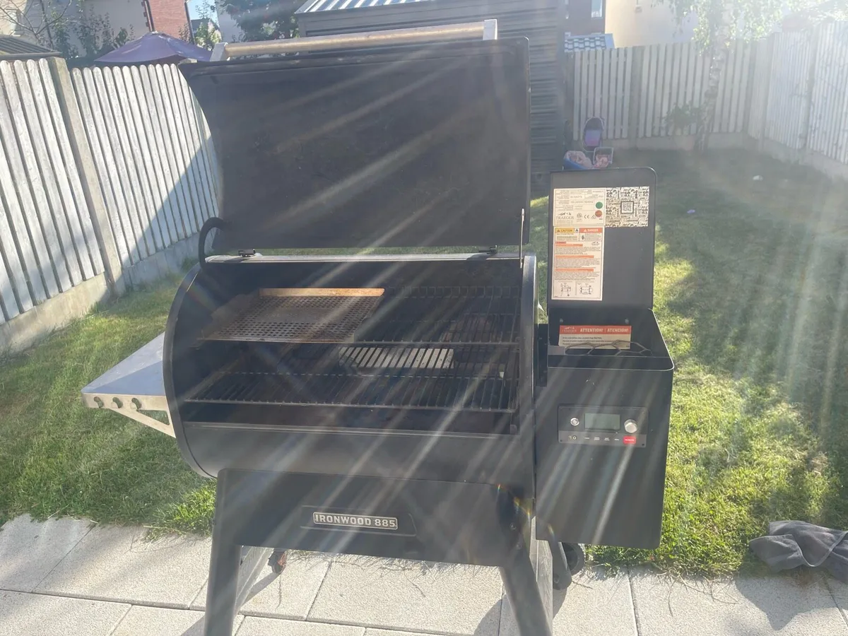 Traeger Ironwood 885 Smoker - BBQ - Image 2