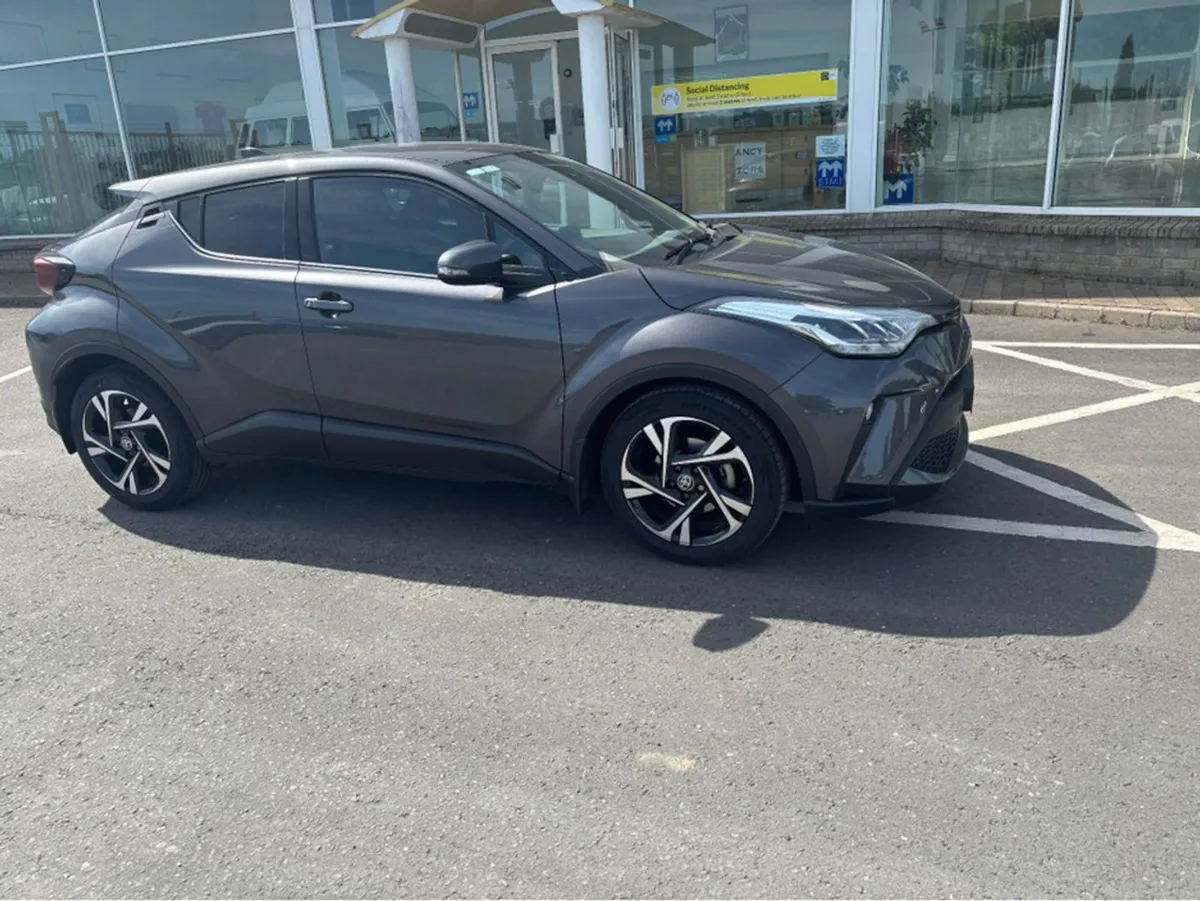 Toyota C-HR Hybrid Sport 4DR Auto - Image 2