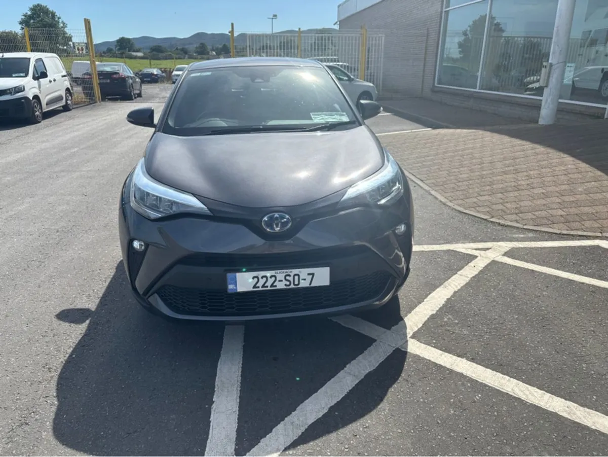 Toyota C-HR Hybrid Sport 4DR Auto - Image 3