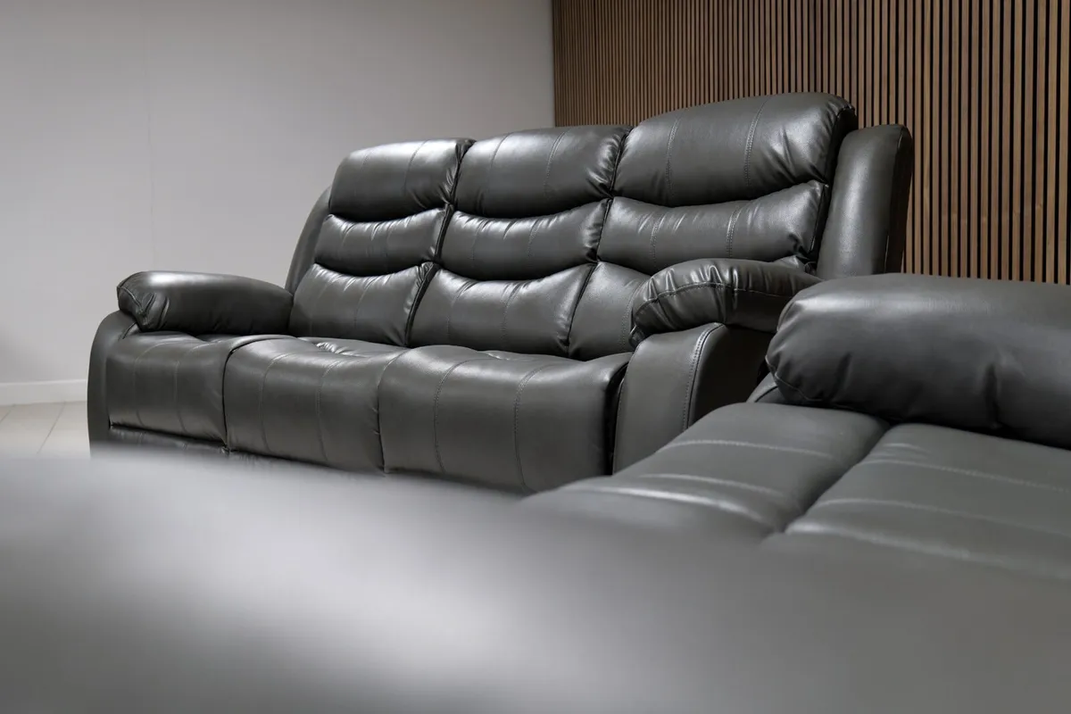 Roma 3/2 Black nd Grey leather - Image 3