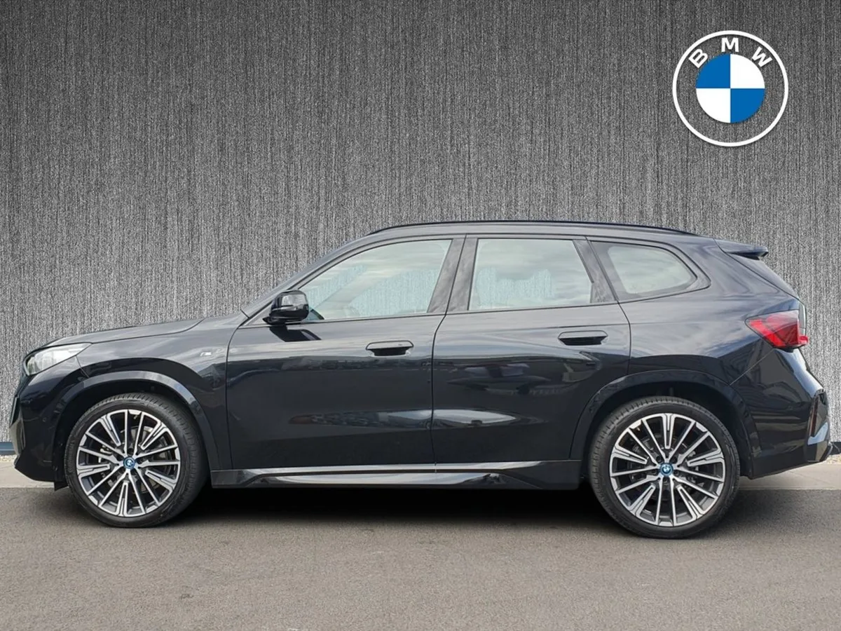 BMW iX1 Xdrive30 M Sport - Image 4