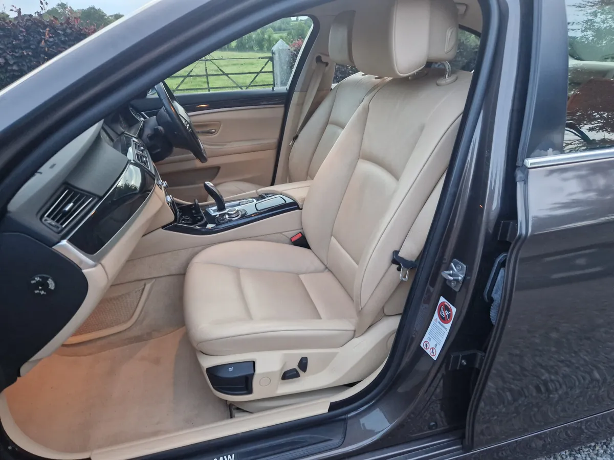 BMW 520 SPORT, AUTO LOW KMS, NEW NCT SUPERB - Image 4