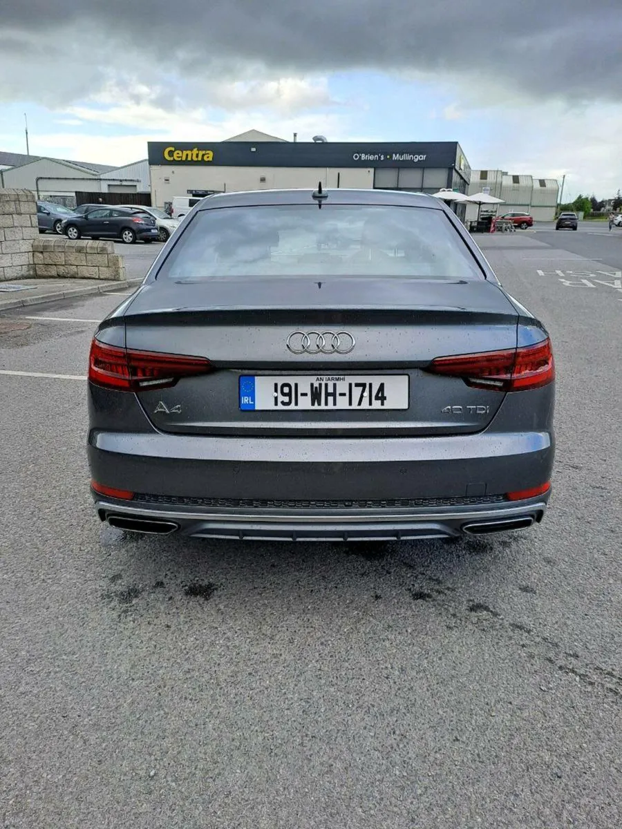 Audi A4 S line - Image 4