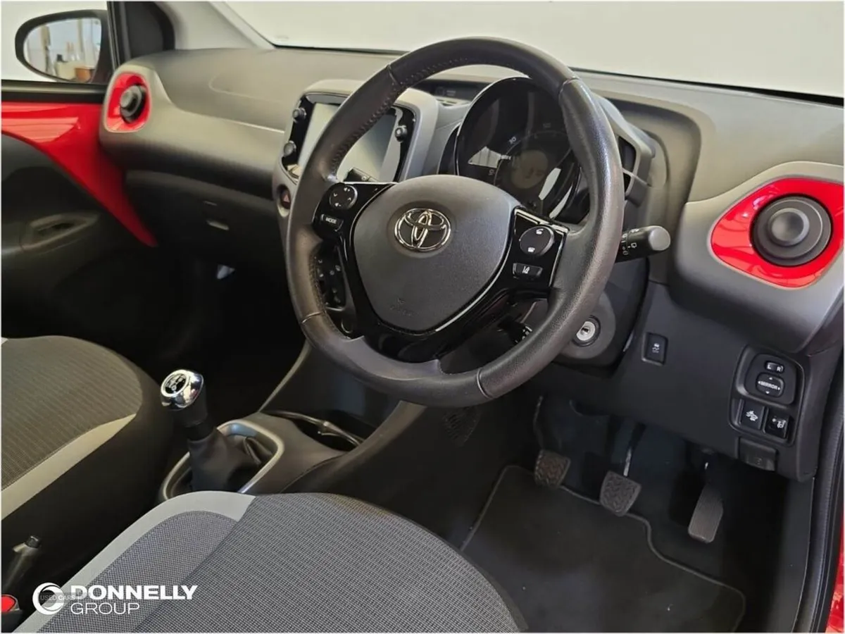 Toyota AYGO 1.0 Vvt-i X-play TSS 5dr - Image 4