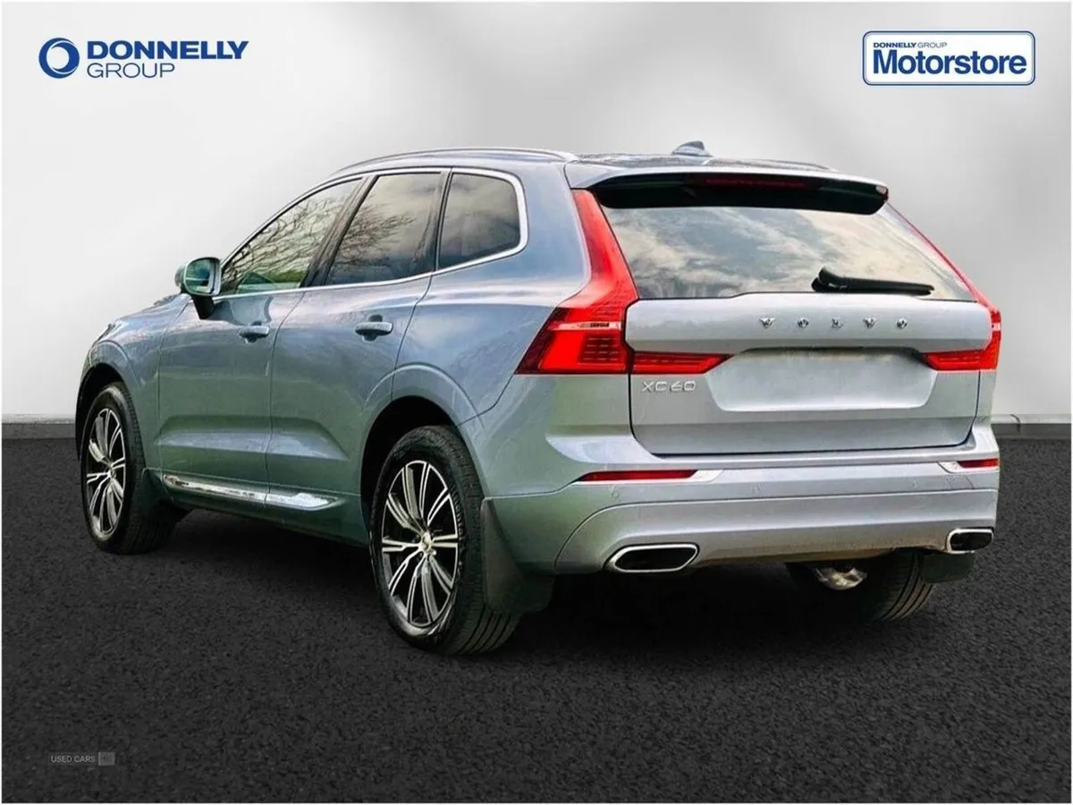 Volvo XC60 2.0 D4 Inscription 5dr AWD Geartronic - Image 2