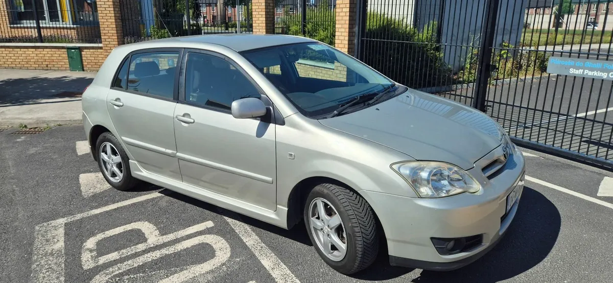 Toyota Corolla 2004 - Image 1