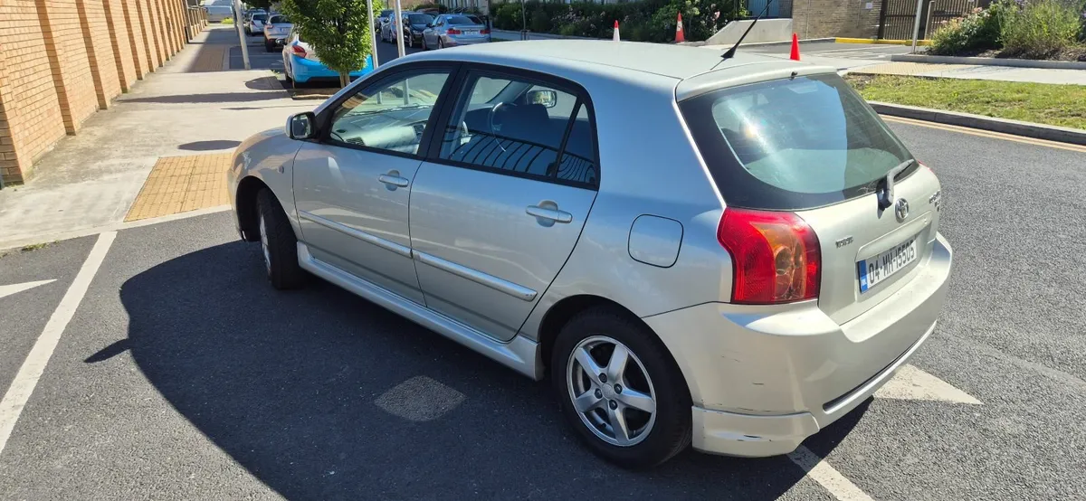 Toyota Corolla 2004 - Image 4