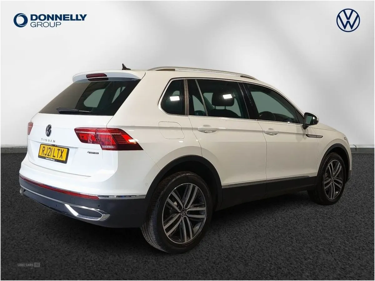 Volkswagen Tiguan 2.0 TDI 4motion Elegance 5dr DSG - Image 3