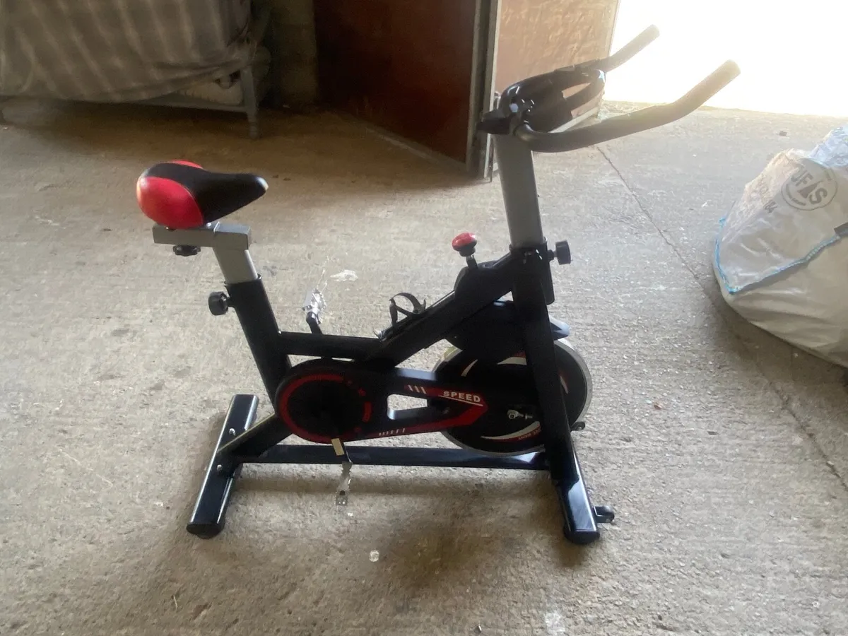 Indoor exercise bike - Image 4