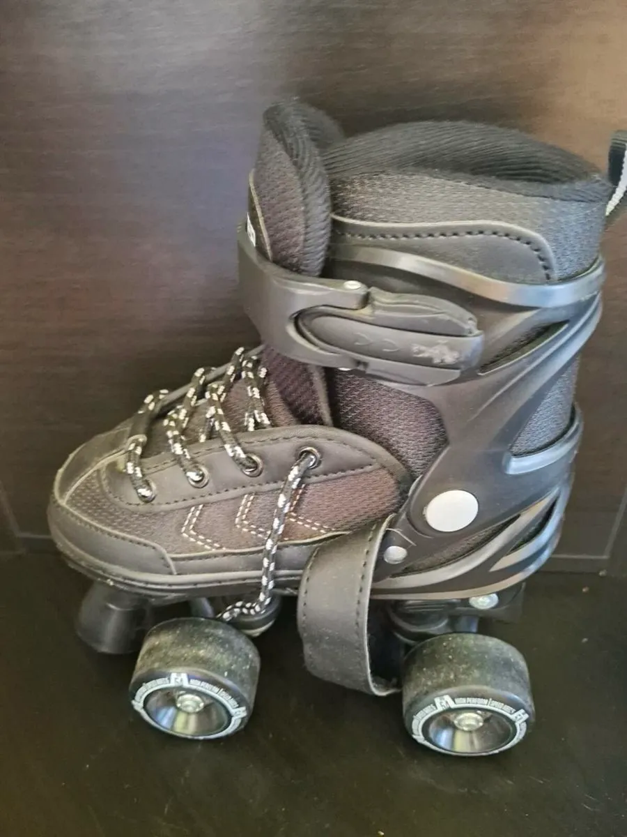 Kids Roller Skates black - Image 3
