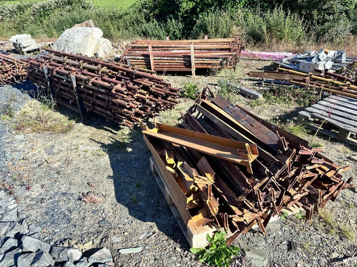 Scaffolding (from 2300sqft dormer) - Image 3