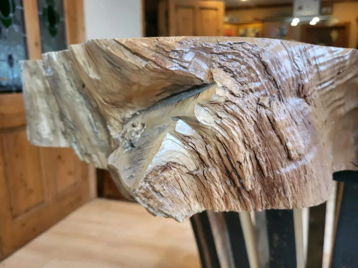 1 of a kind table - Image 2
