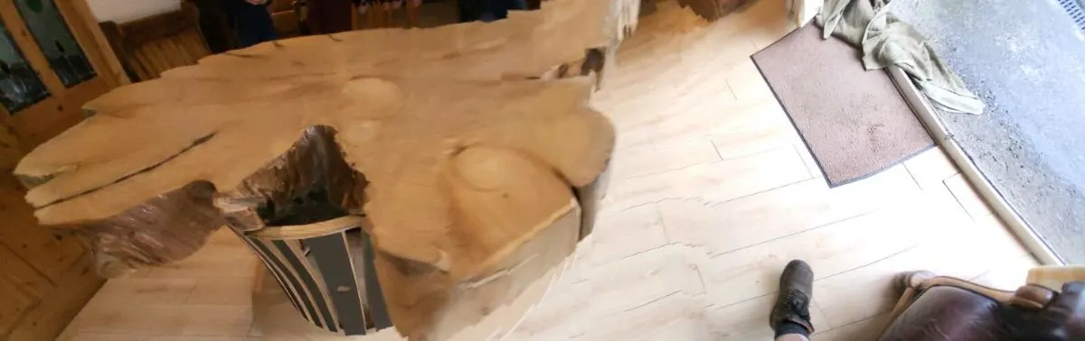 1 of a kind table - Image 4