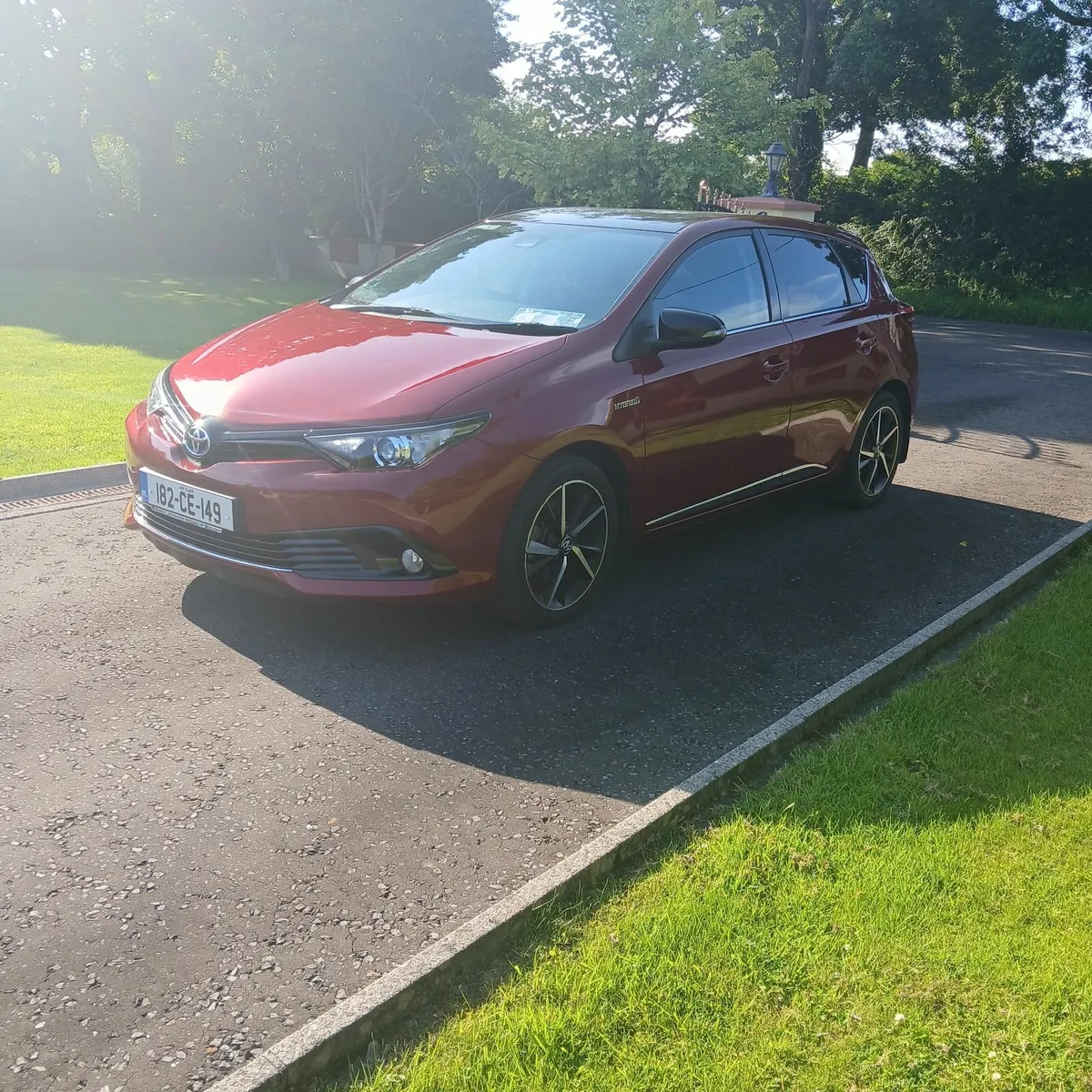 *Toyota Auris 2018 hybrid low milage NCT 07/2026* - Image 1