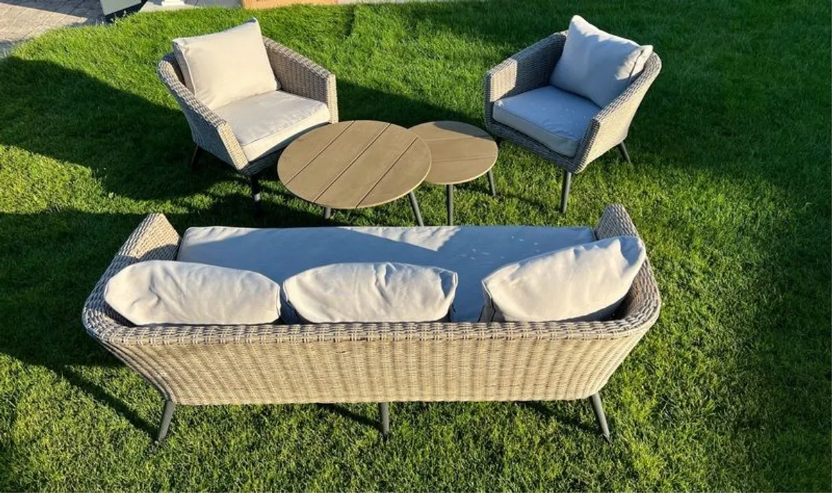 Garden Lounge Set - Image 3