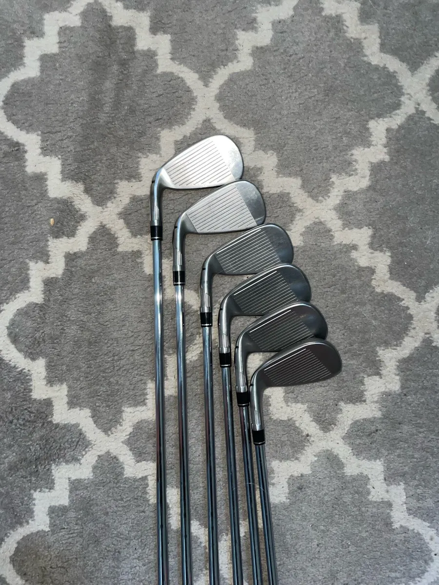 🔥 TaylorMade Stealth 5–PW – Excellent Condition - Image 3