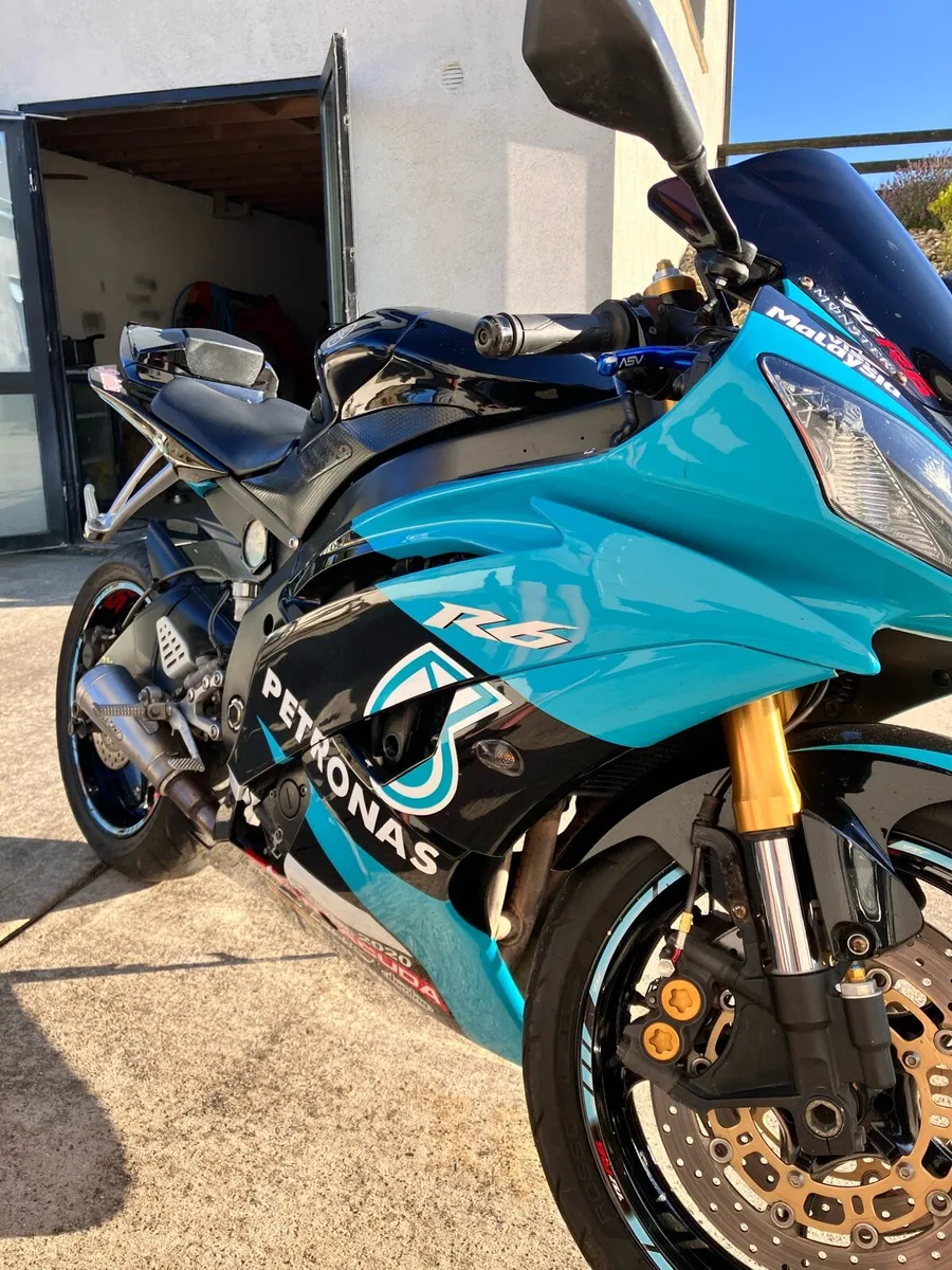 Yamaha yzf r6 - Image 1