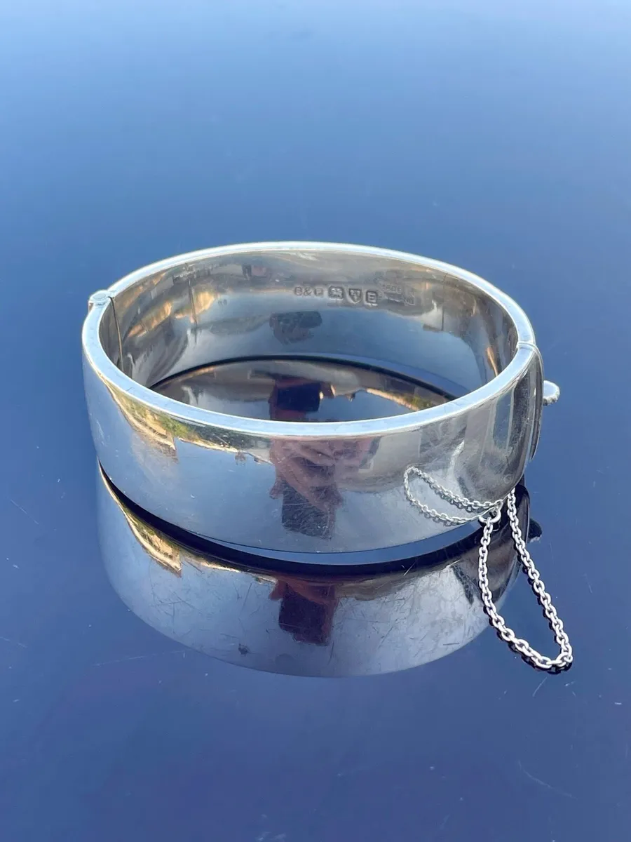 Vintage Sterling Silver Bangle Bracelet - Image 3