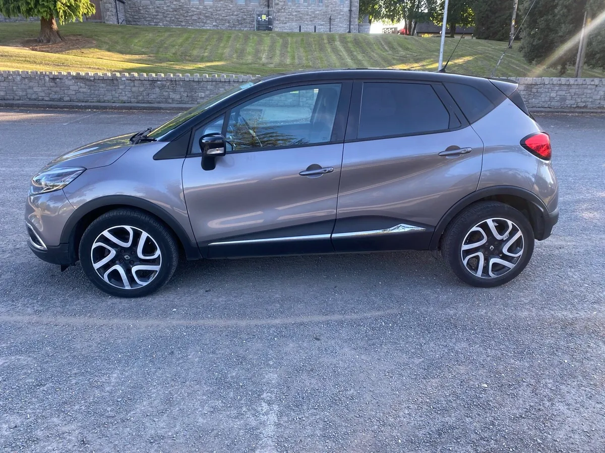 161 RENAULT CAPTUR 1.5DCI INTENSE AUTO”” TINY KLMS - Image 4
