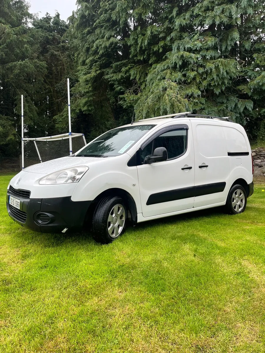 132 Peugeot partner - Image 1