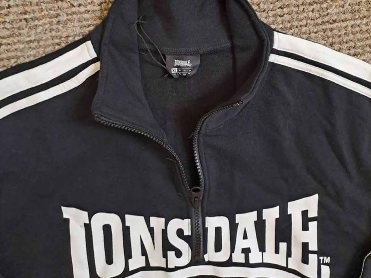 Lonsdale Top size XL - Image 3