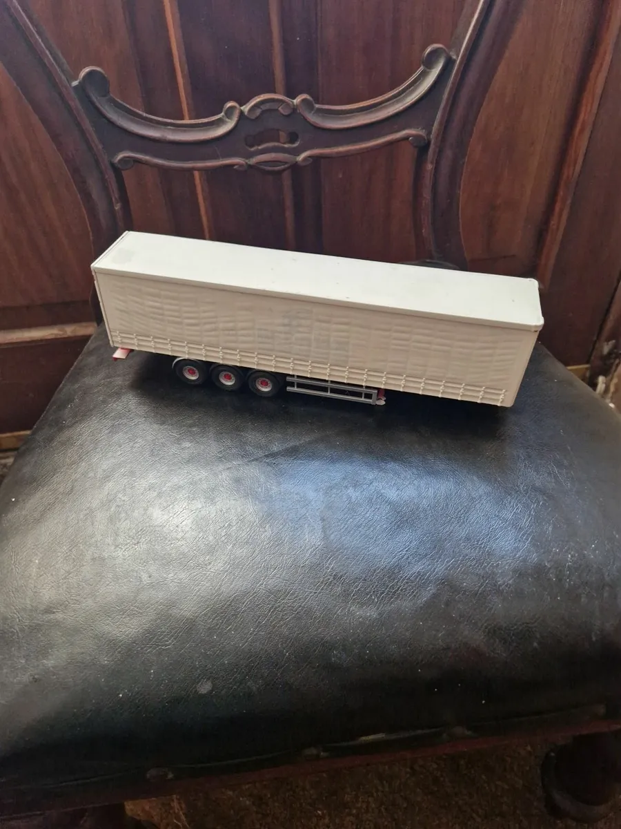 Corgi Trailer 1.50 - Image 1