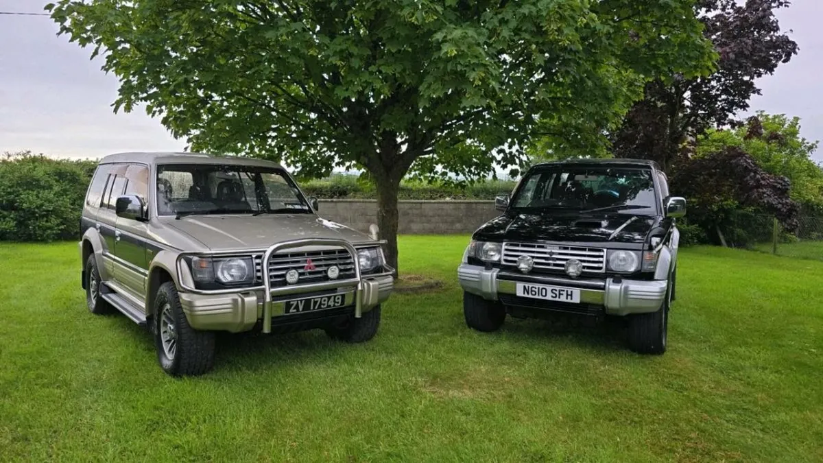 2x Mitsubishi Pajero MKII * Collectors Examples * - Image 1