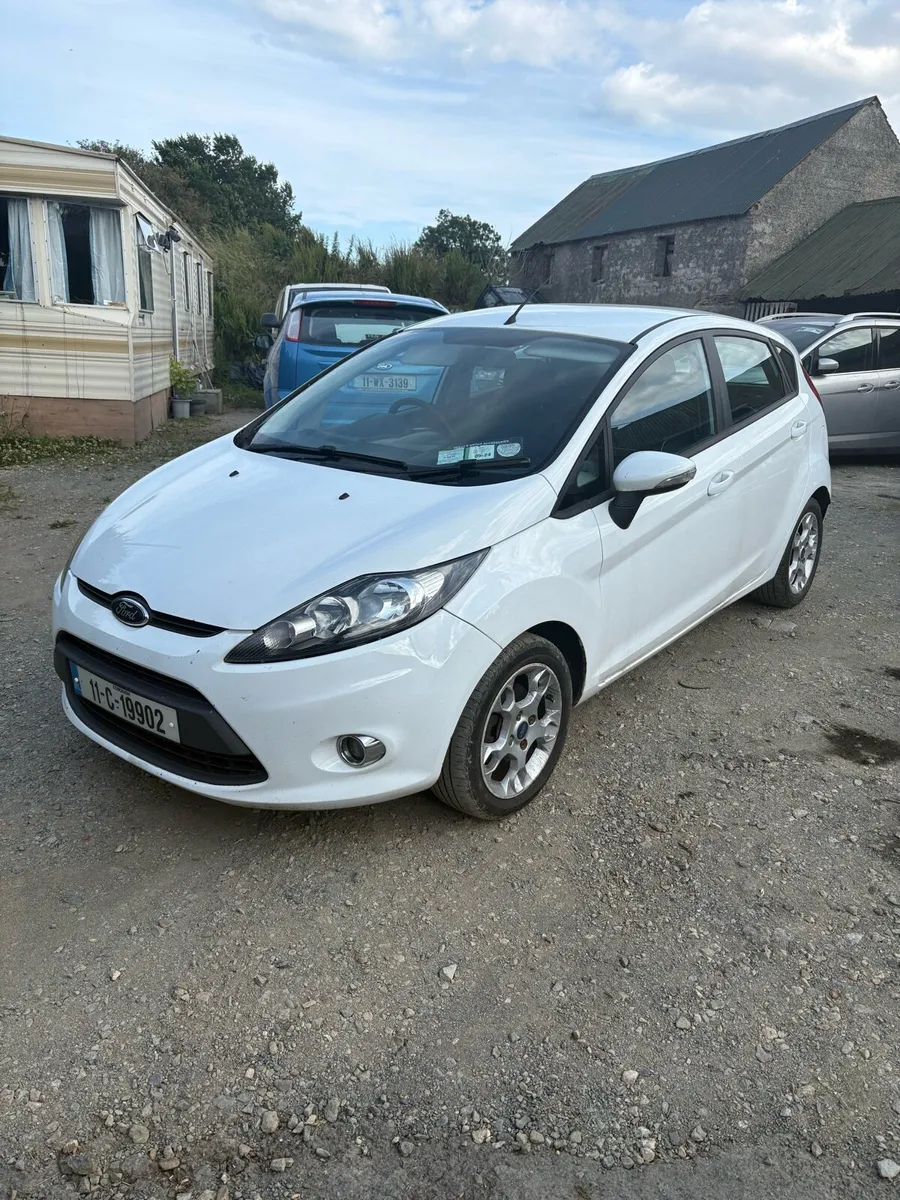 2011 ford fiesta - Image 1