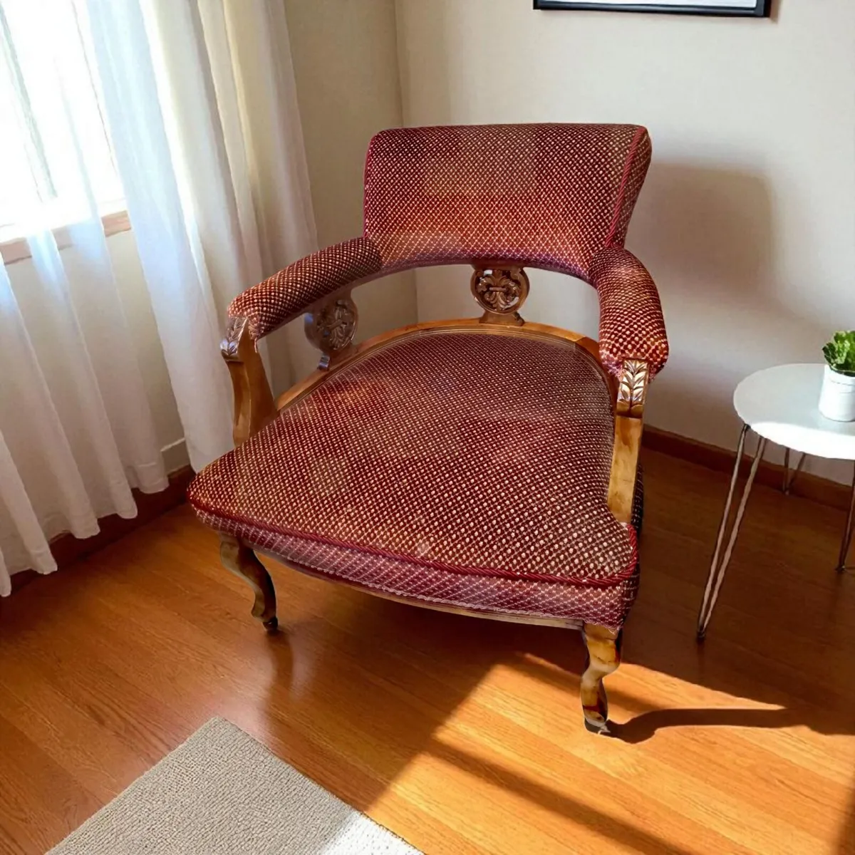 Lovely cabriolet leg antique armchair - Image 2