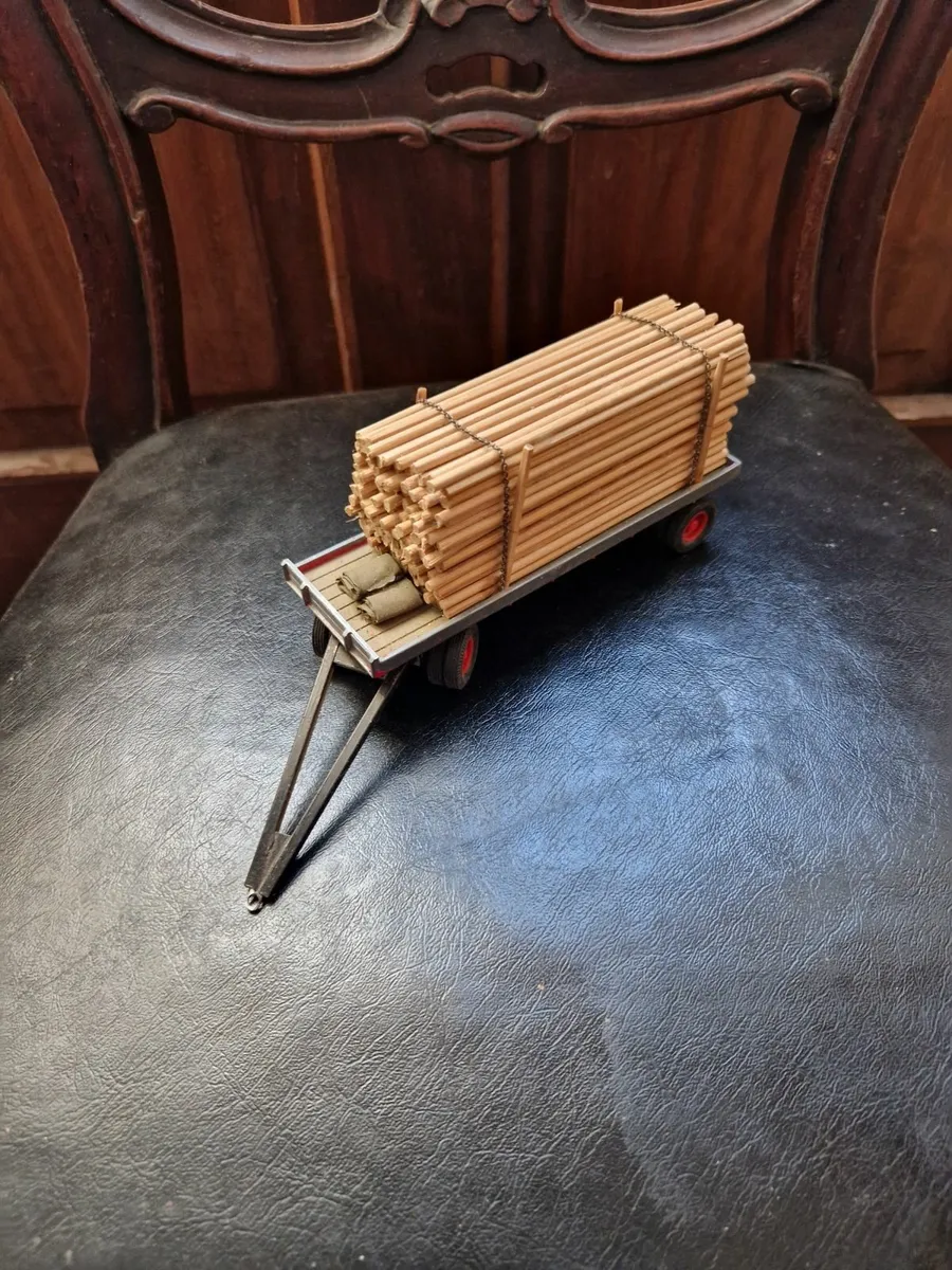 Corgi Code3 Trailer with Wood Load - Image 2