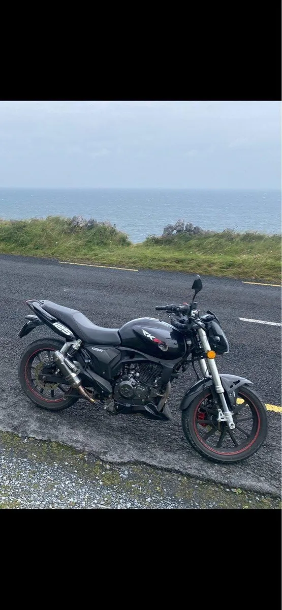 125cc KEEWAY Motorbike - Image 2