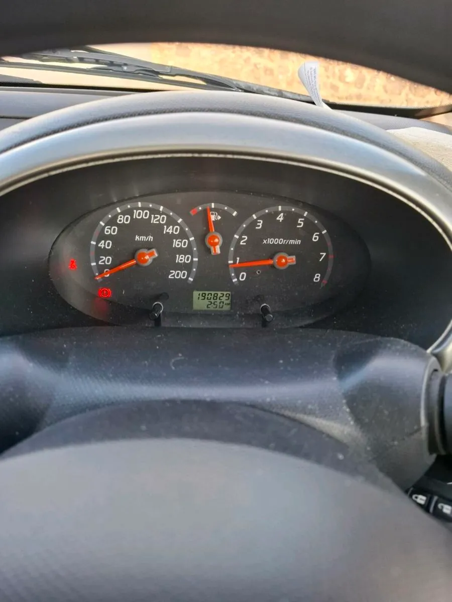 Car - Image 2