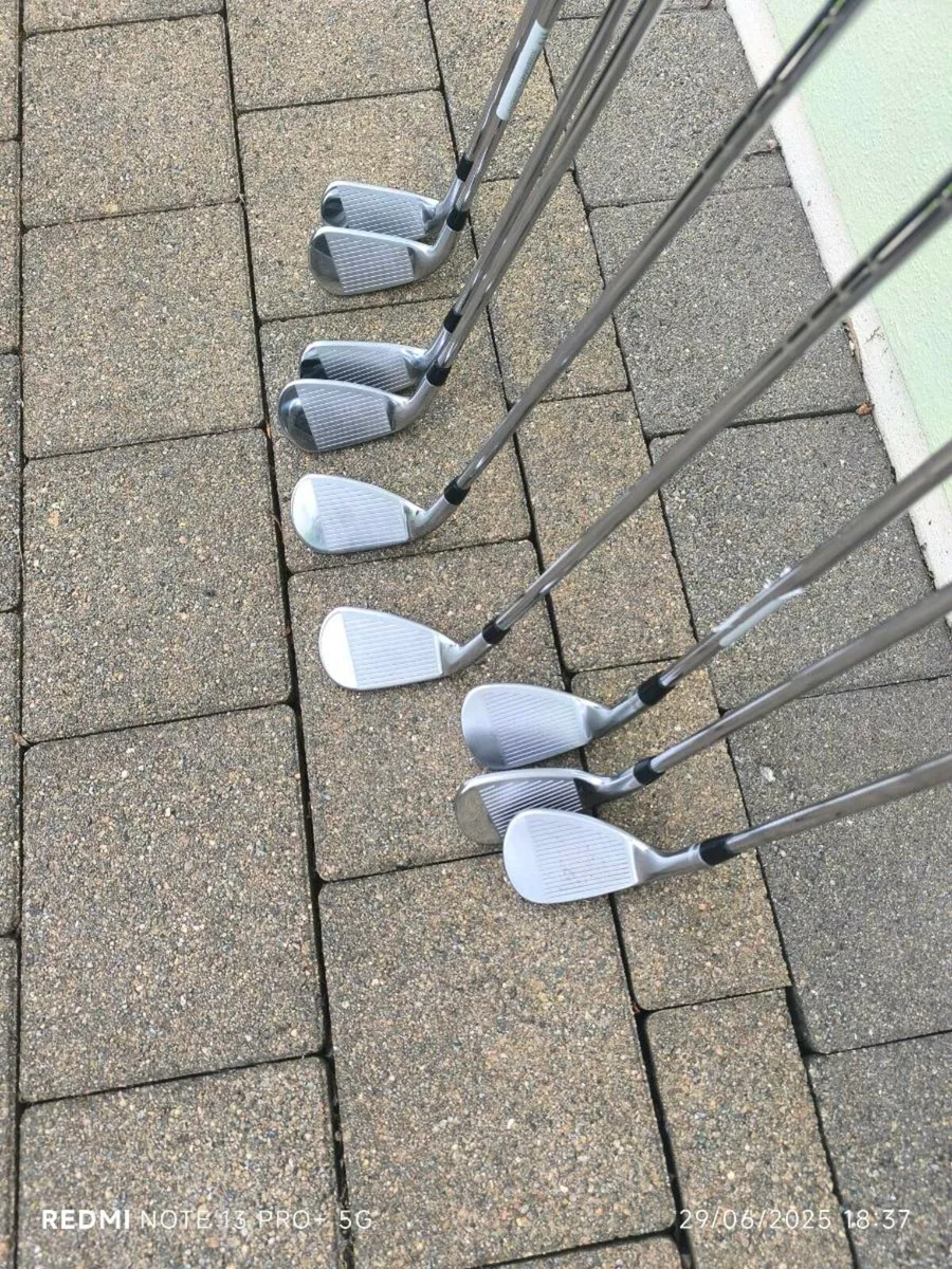 Titleist t300 irons - Image 2