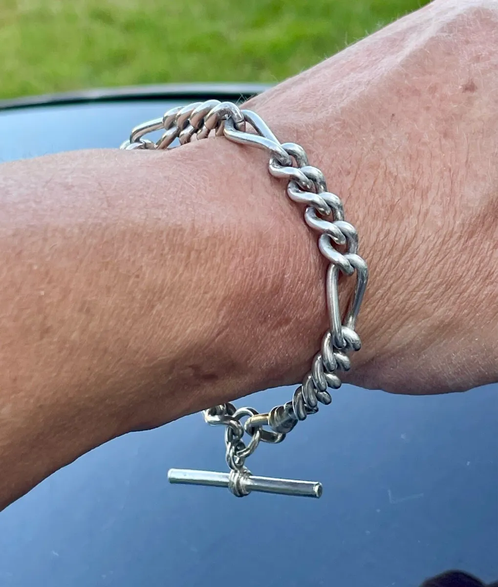 Vintage Sterling Silver T Bar and chain Bracelet - Image 4