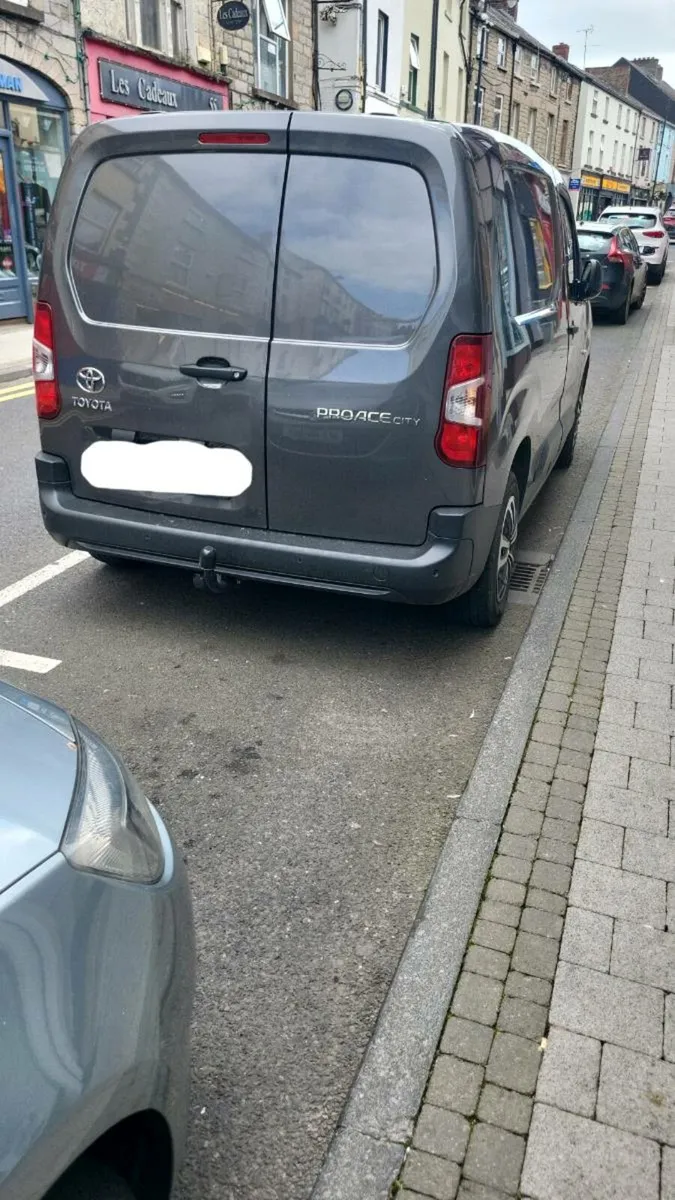 Toyota Proace 1.5 Diesel - Image 2