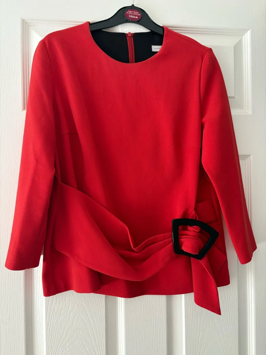 Clothes - Image 4