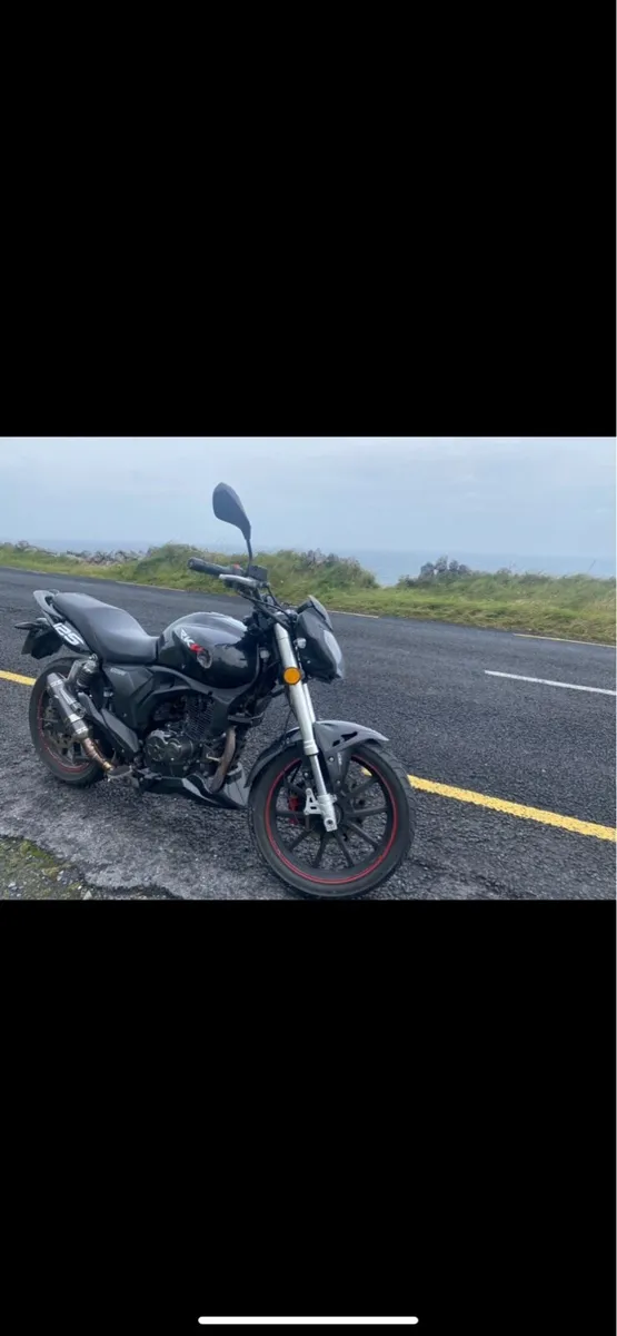 125cc KEEWAY Motorbike - Image 1