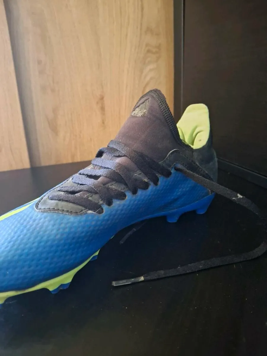 Adidas Kids Football Boots - Image 3