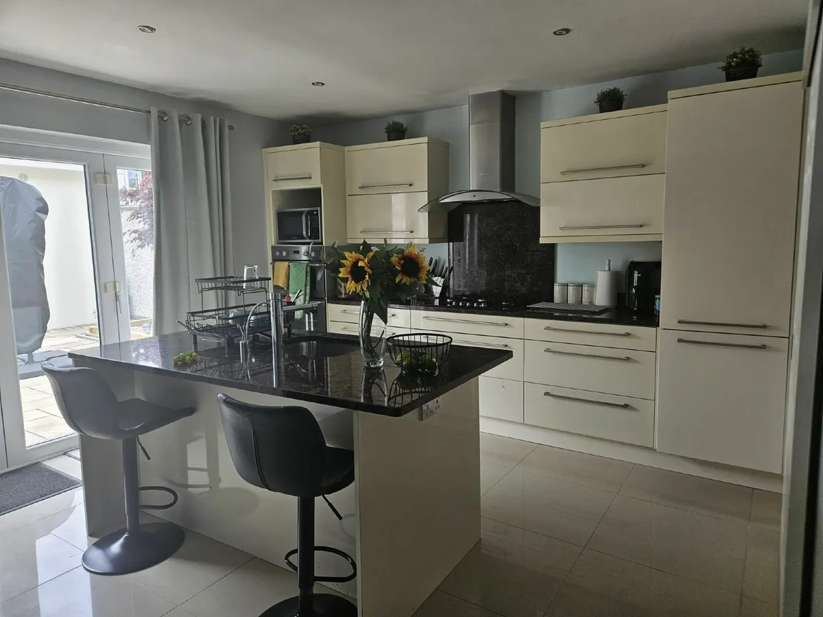 Kitchen - Image 2