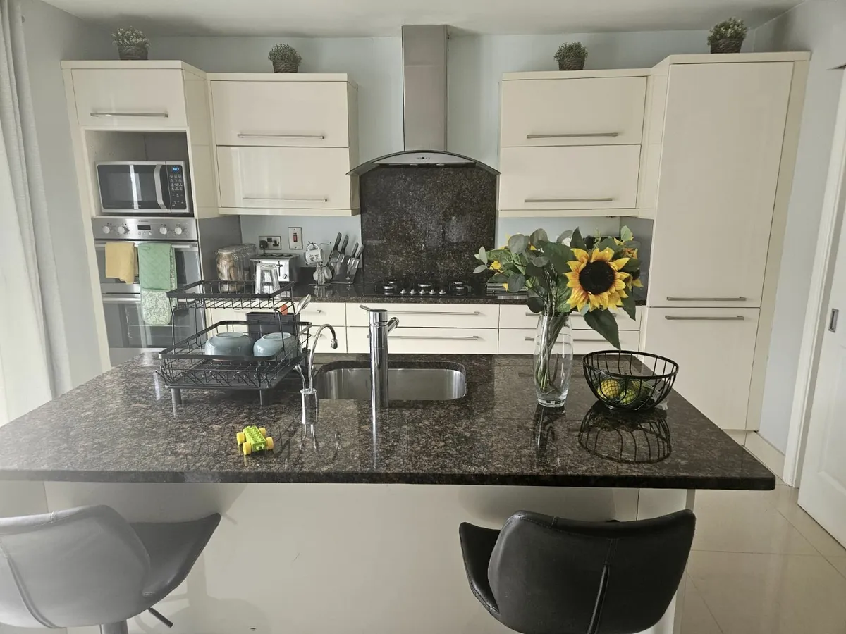 Kitchen - Image 3