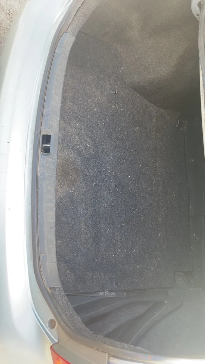 Toyota Corolla - Image 3