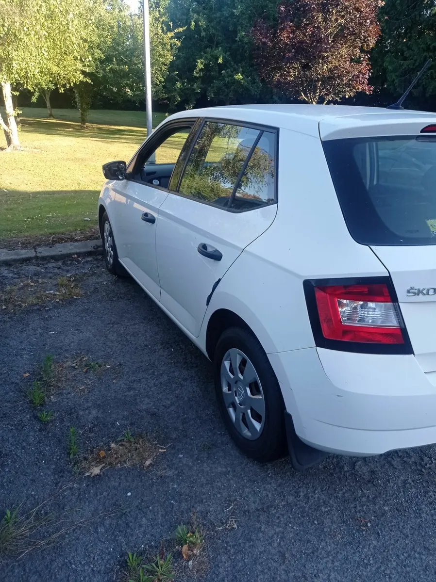 Skoda Fabia 2016 - Image 3